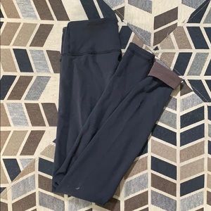 Lululemon reversible wonder under leggings